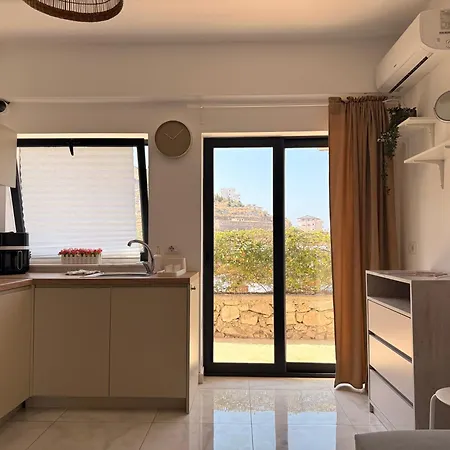 Casa *